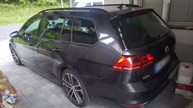 VW Golf