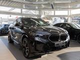 BMW X6 xDrive40d M Sport Pro B&W AHK Carbon Massage - BMW X6 Neuwagen in Stuttgart