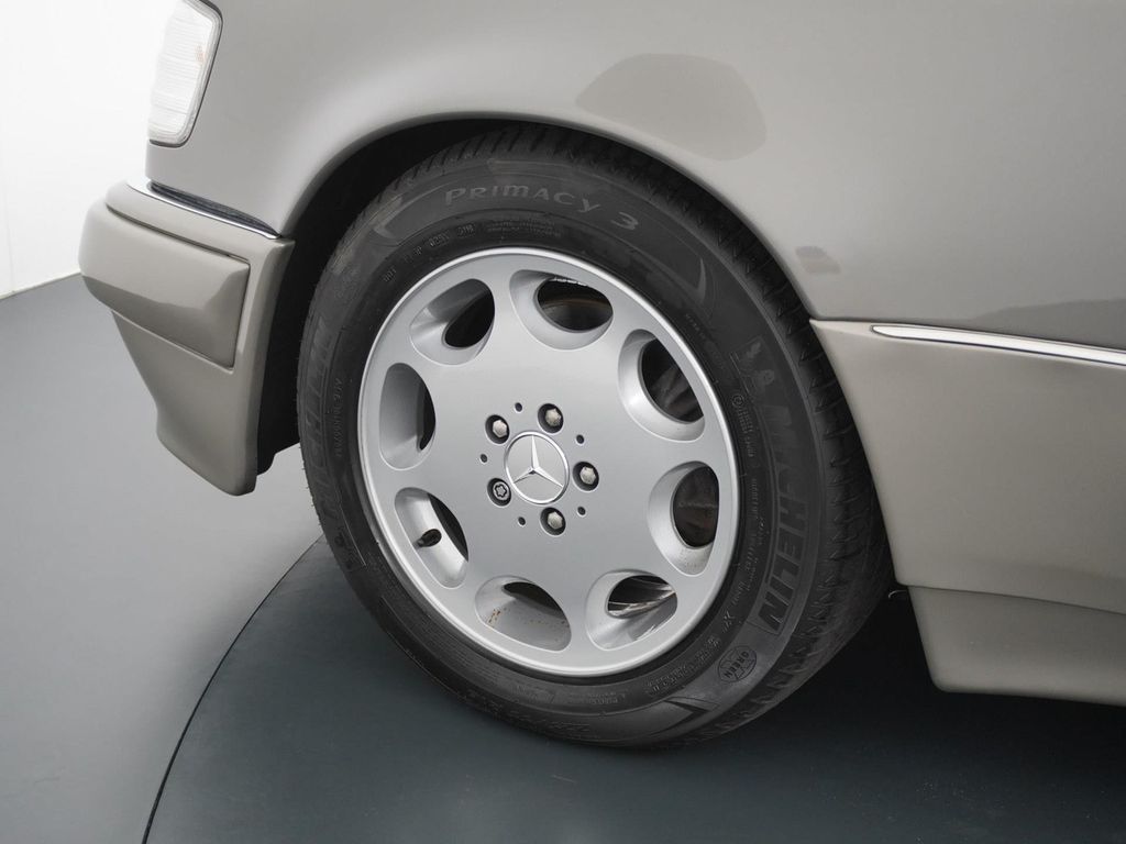 Mercedes-Benz E 500 E500 500E Schiebedach Becker navi Leder Cr