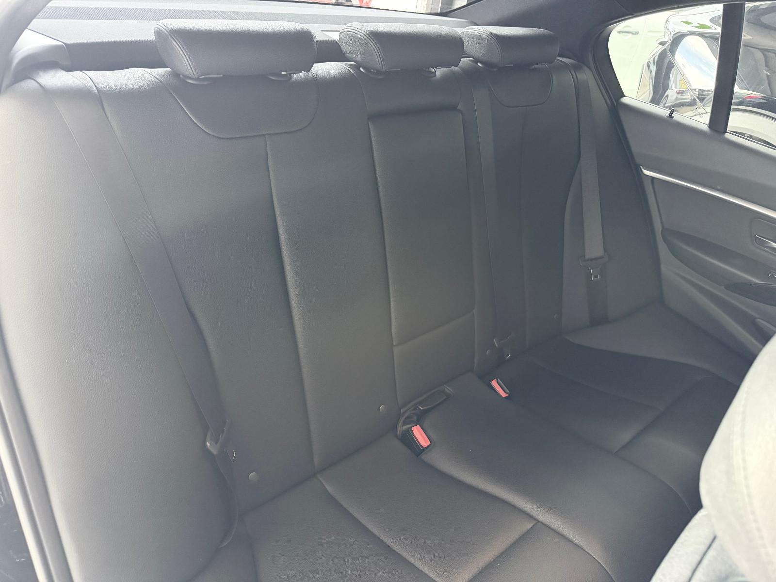 BMW 318 d Limousine Sport Line Shadow/GARANTIE/LEDER