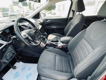 Ford KUGA* AHK*SCHECKHEFT*BEHEIZ.FRONT* SOMMERWINTER