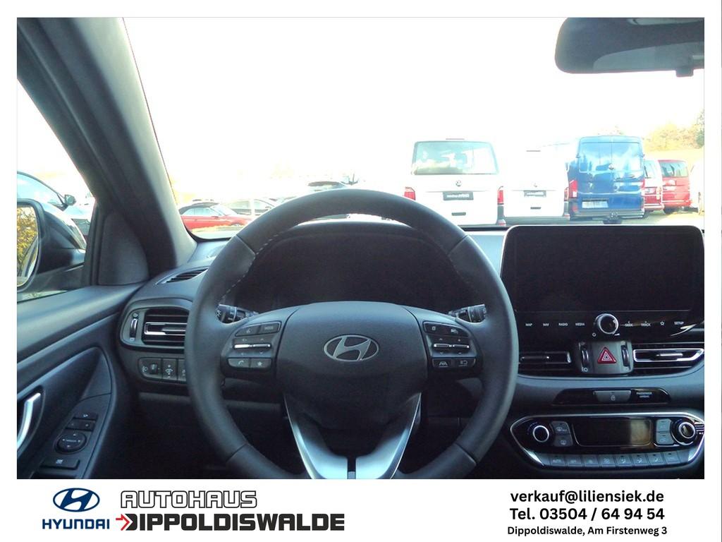 Hyundai i30 1.0 T-GDi Advantage LED, PDC, Navi