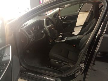 Volvo V60 - 11