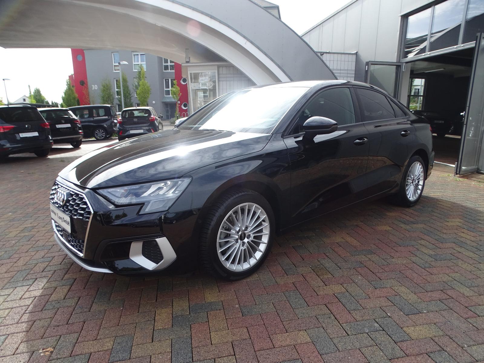 Audi A3 Limousine 35 TFSI/DSG "S-Line" ACC/LED/NAVI