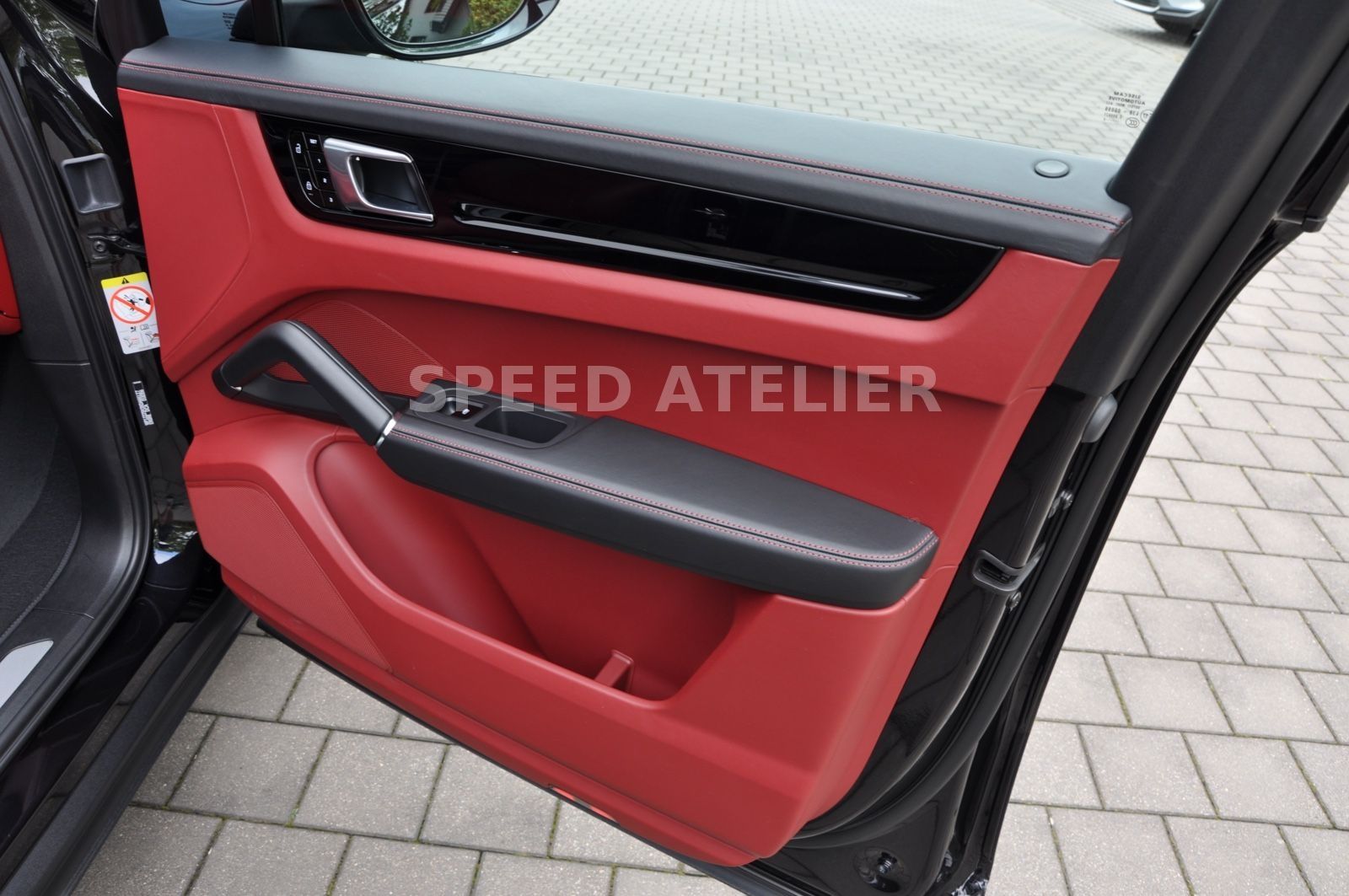 Porsche Cayenne S APPROVED 21 PANO PASM AGA LED 1.HAND foto 14