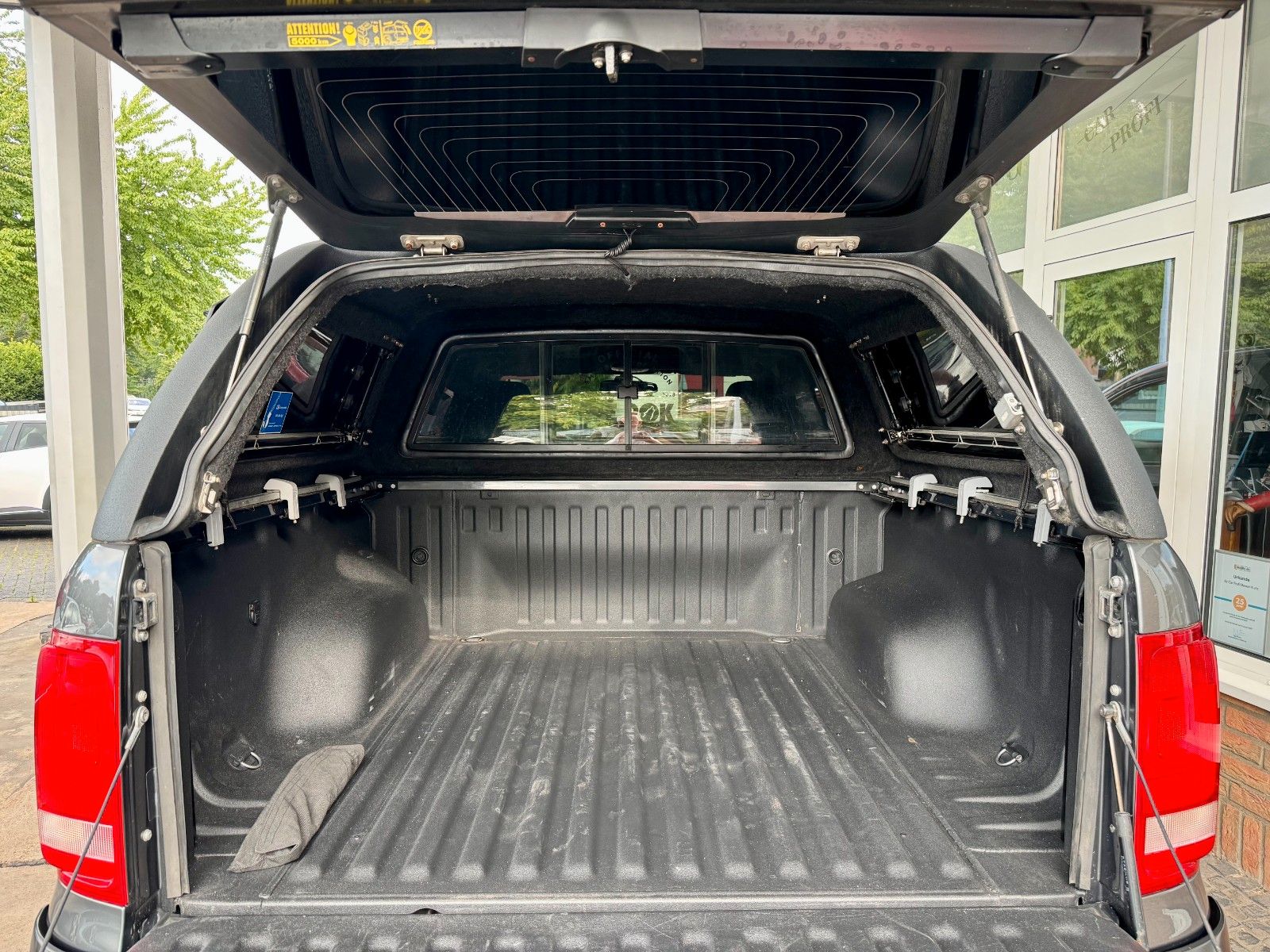 Fahrzeugabbildung Volkswagen Amarok DoubleCab 4Motion DSG/Navi/Kamera/1.Hand