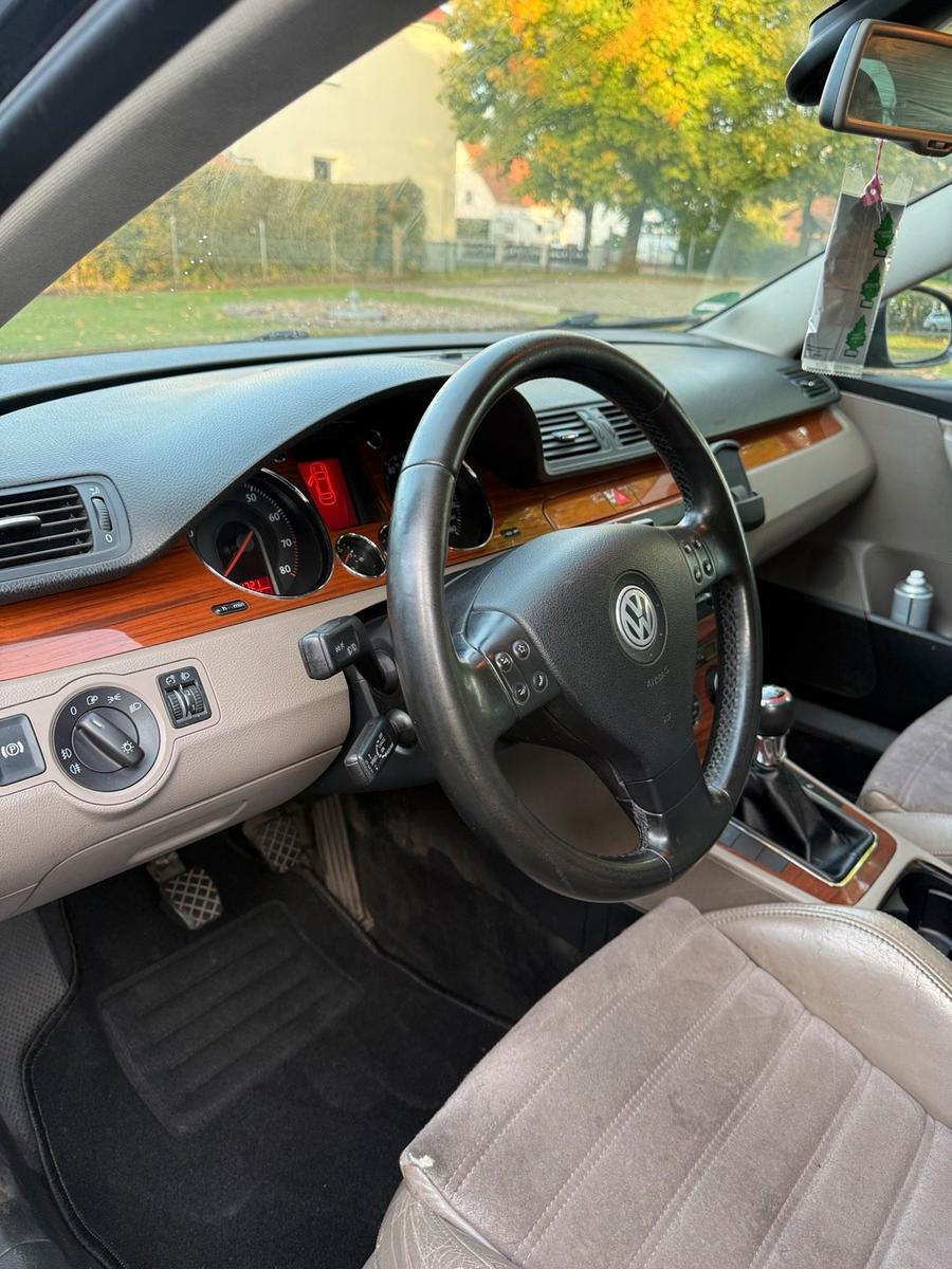 Volkswagen Passat 2006 — photo 12