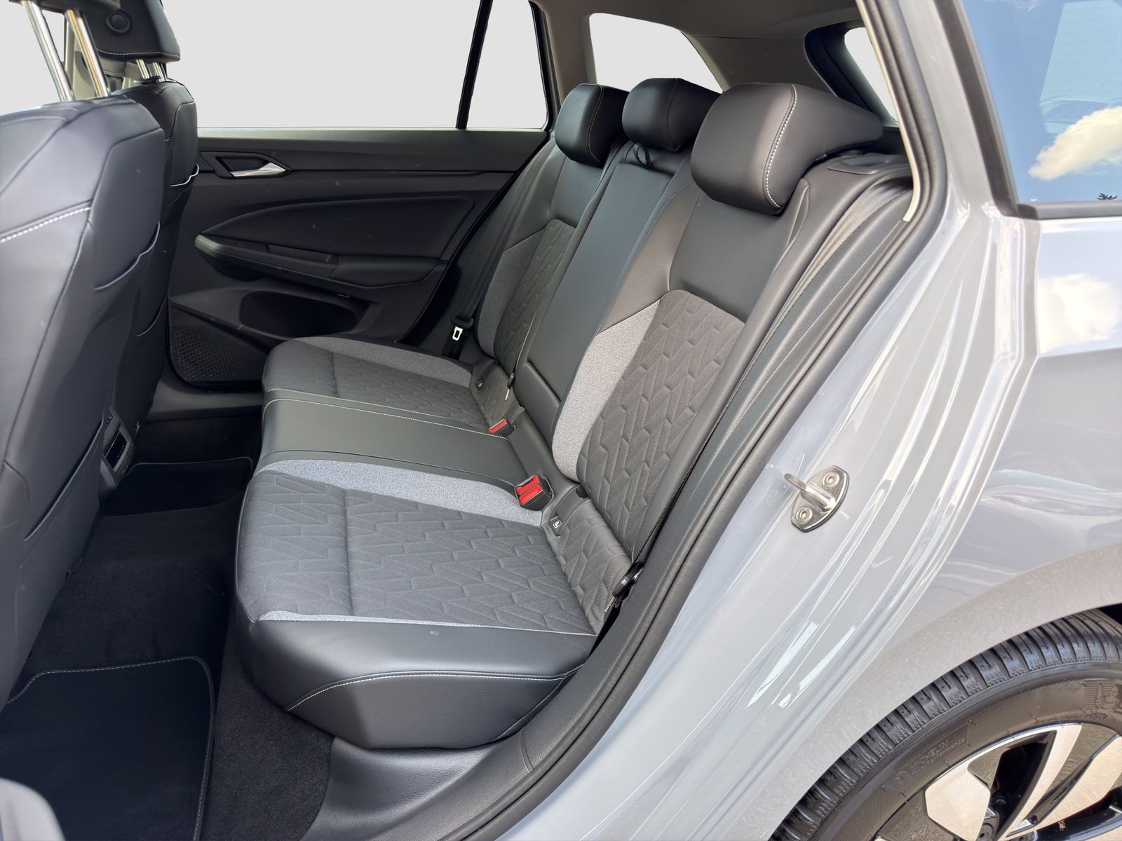Volkswagen Golf - Bild 10