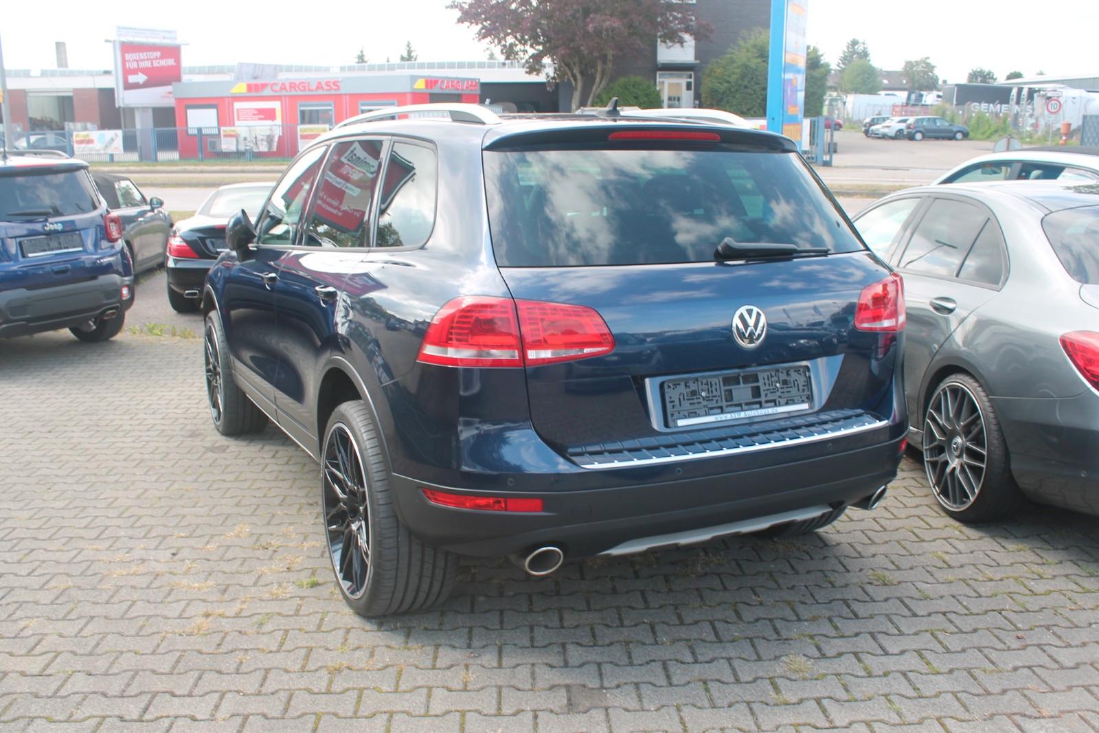 Volkswagen Touareg 3.0 V6 TDI Tiptronic*AHK*Standhzg*n22"LM