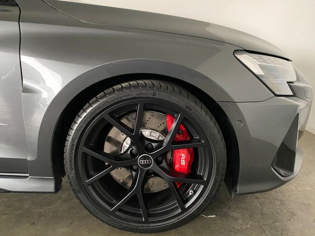 RS3 Limousine 2.5 TFSI quattro S tronic PANO+SON