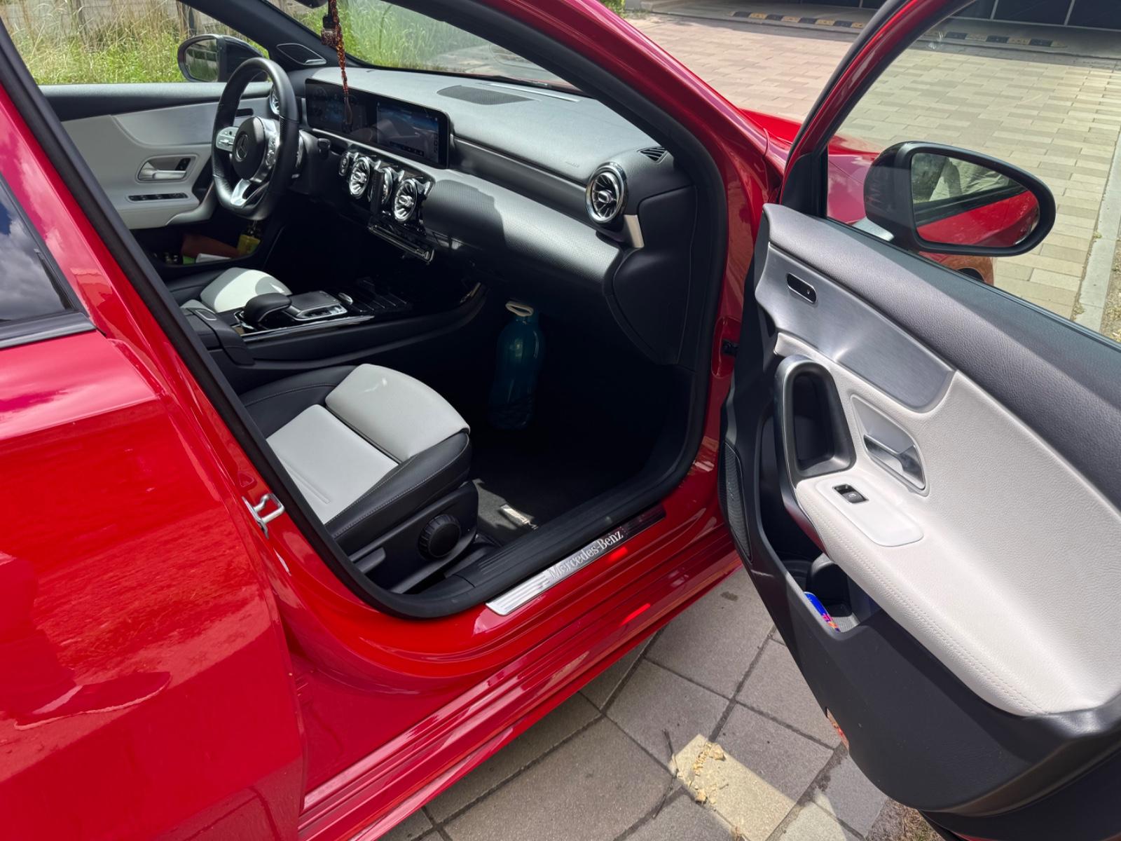 Mercedes-Benz A 180 d -AMG line| Automatik|Navi|Park-Ass.|MBUX