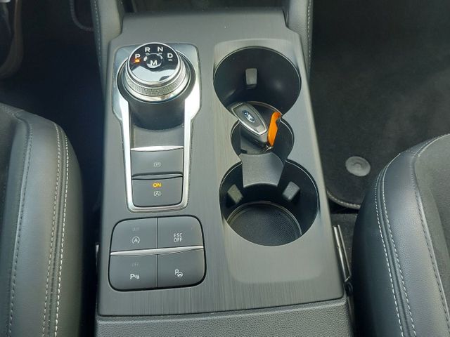 Focus Lim. ST 2.3 EcoBoost Navi LED SHZ