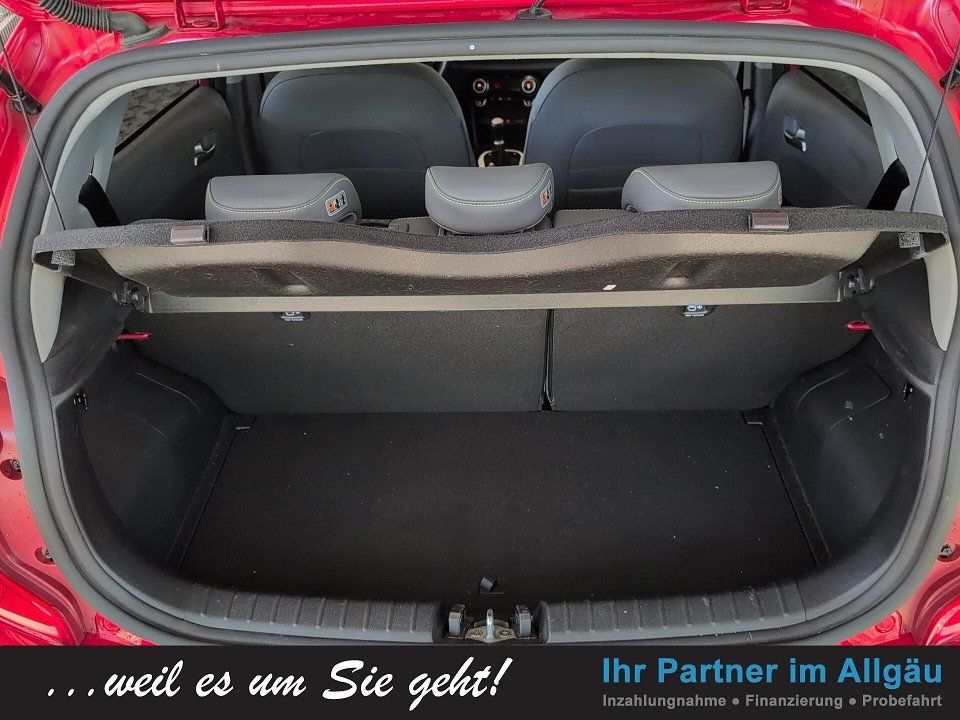 Fahrzeugabbildung Kia PICANTO 1.2 X LINE 1HD GARANTIE NAV+LEDER+KAMERA