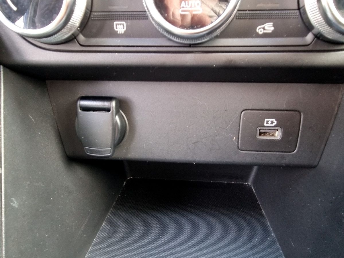 Fahrzeugabbildung Dacia Jogger Extreme+ TCe 100 ECO-G