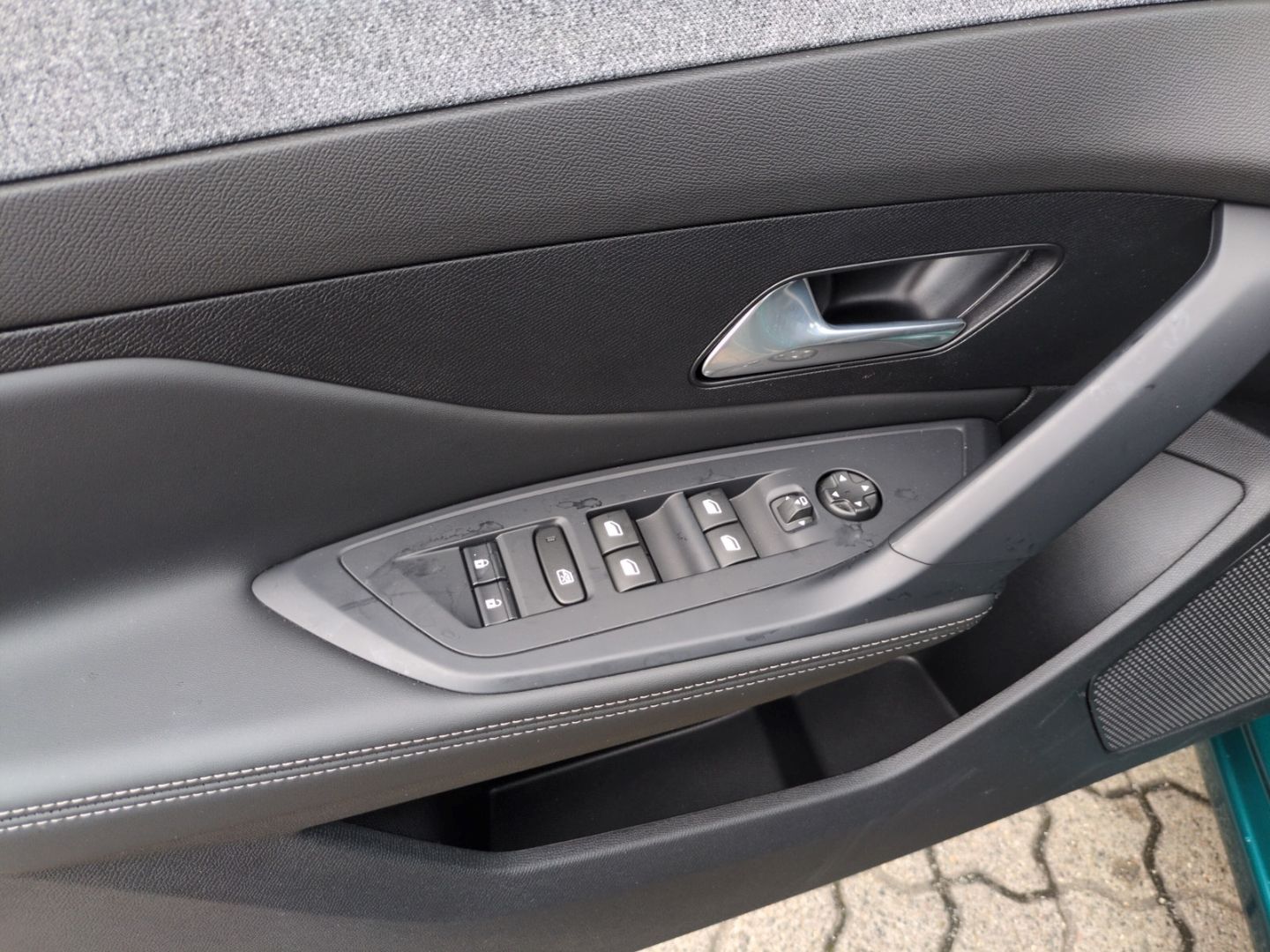 Peugeot 308 - Bild 17