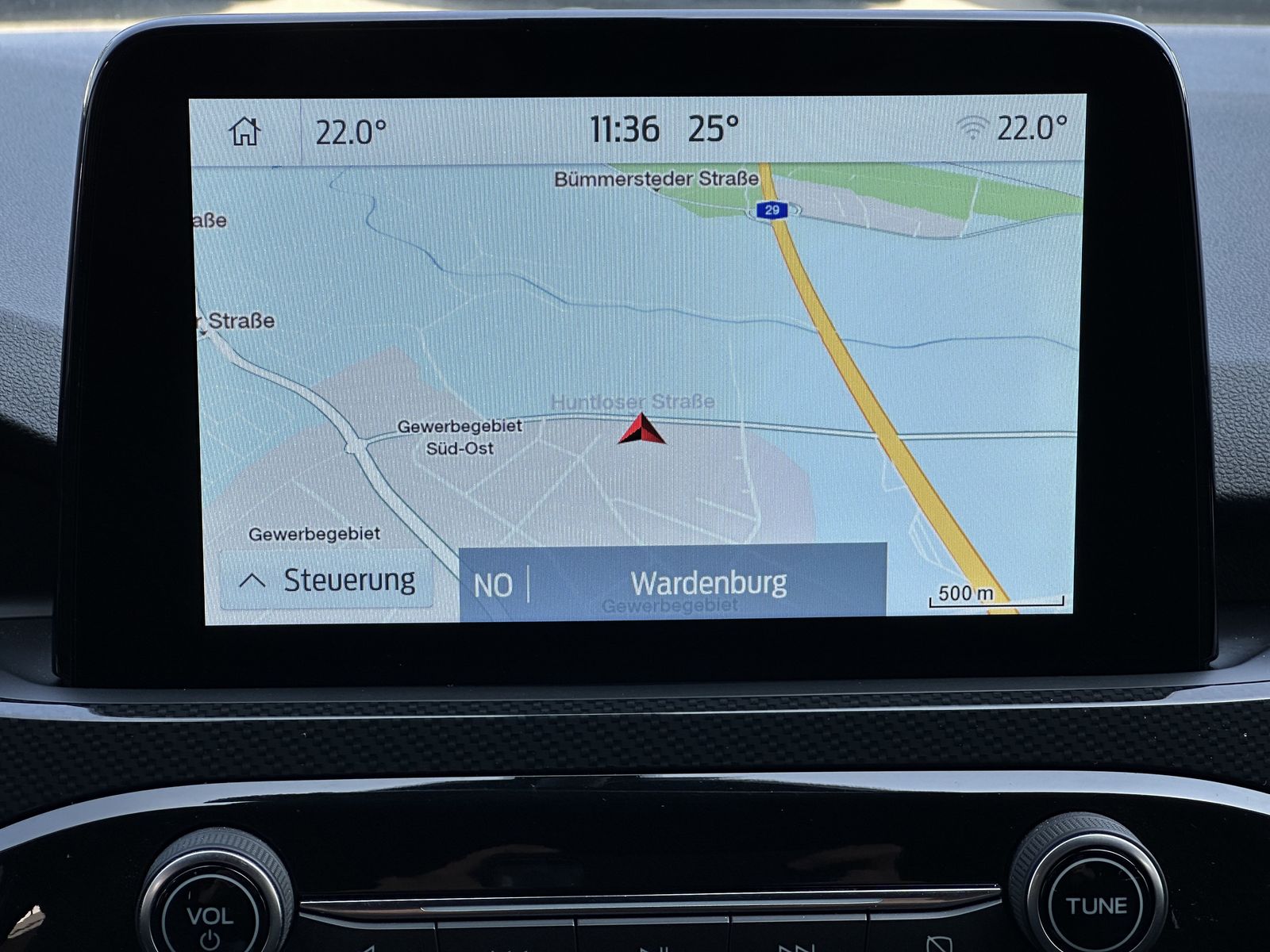 Fahrzeugabbildung Ford Kuga 2.0 EB 4x4 ST-Line NAV+LED+KAMERA+VCOCKPIT