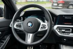 Fahrzeugabbildung BMW 3 Touring 320 d M Sport AHK* MILD HYBRID