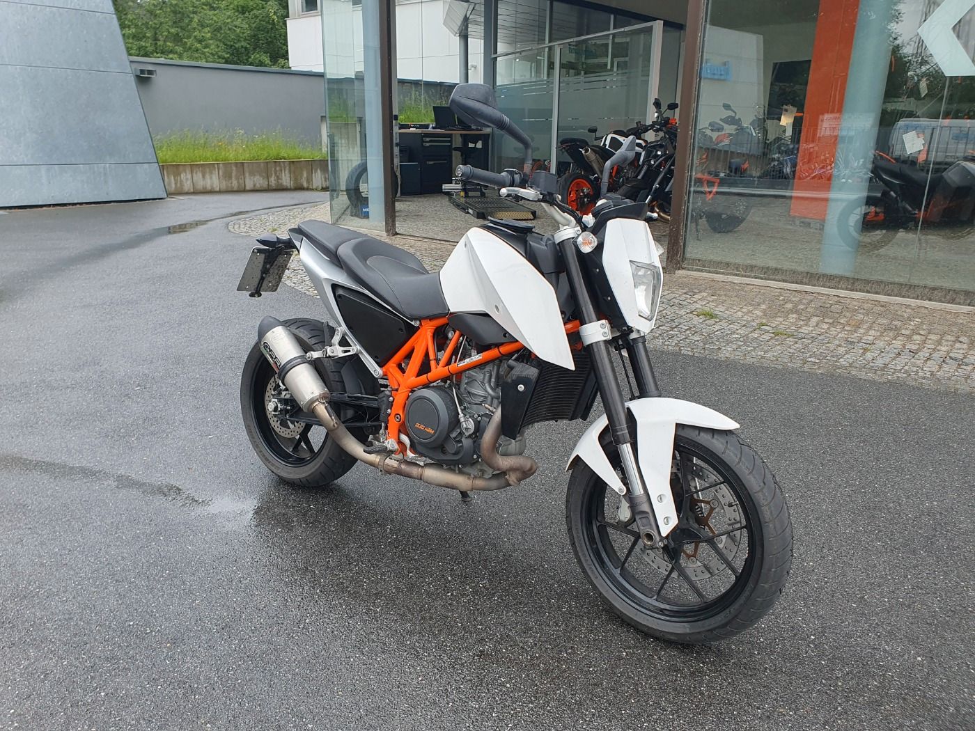 Fahrzeugabbildung KTM 690 Duke