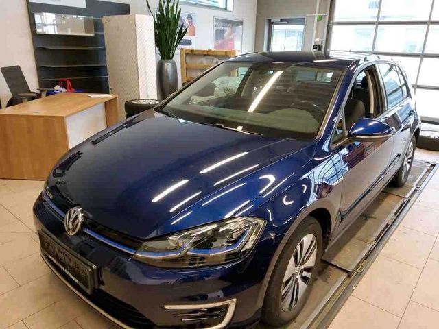 Volkswagen Golf VII Lim. e-Golf Aut. LED Navi SHZ ACC CCS