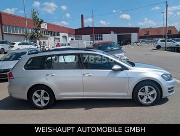 Volkswagen Golf - 3
