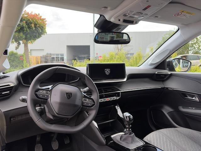 Peugeot 208 1.2 Allure 360 Grad Kamera*LM 17 -ZOLL "GT"