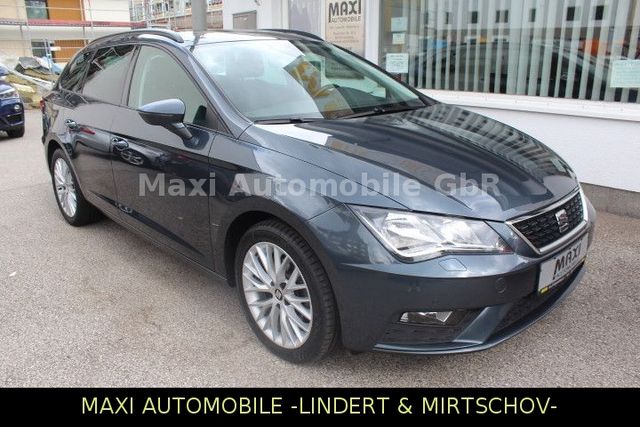 Seat Leon ST 2,0 TDI DSG Style Leder Nav Kam Pano ACC