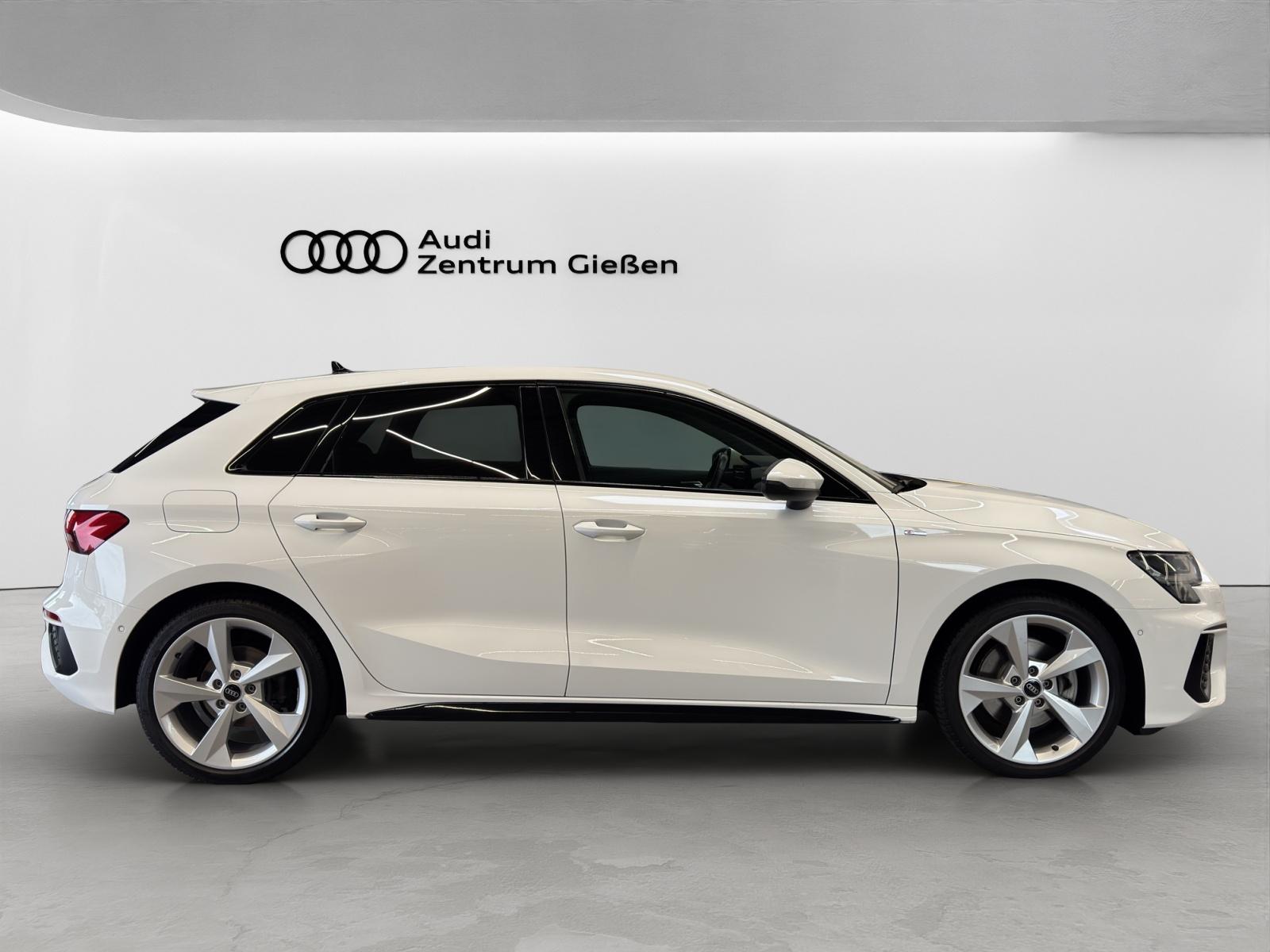 Audi A3 Sportback 40 TDI quattro S line Black Kamera, миниатюра 8