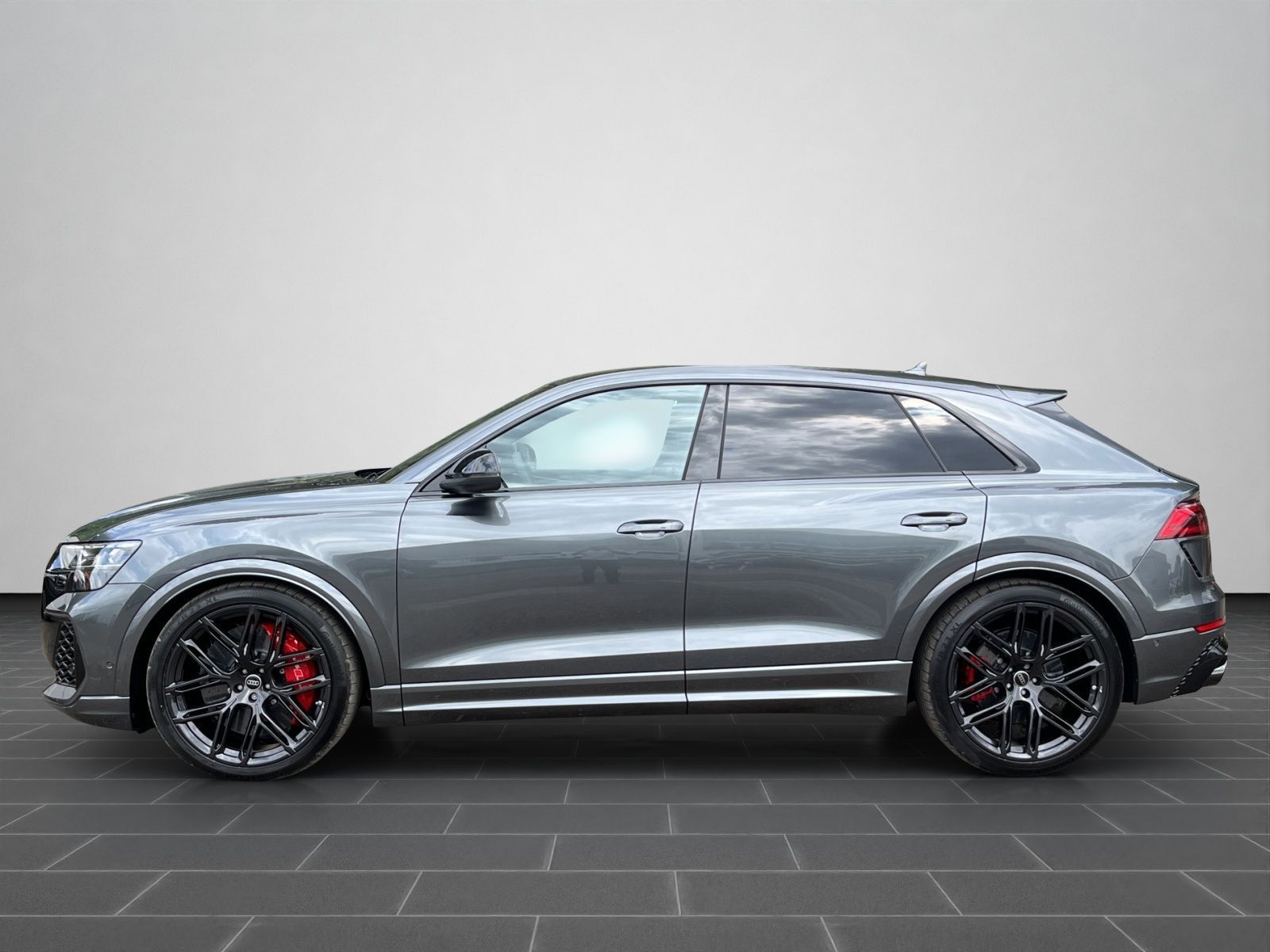 Audi RSQ8 - Bild 8