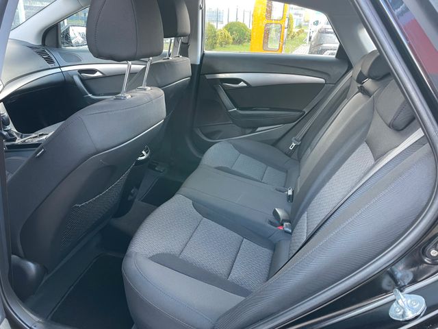 Fahrzeugabbildung Hyundai i40 Comfort(Tüv&Insp.neu)