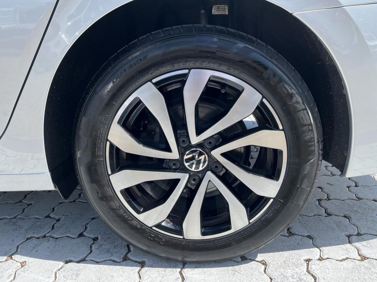 Volkswagen Golf - Bild 7