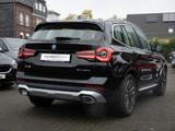 BMW X3 xDrive 30e FACEL. LED W-LAN NAVI KAMERA SHZ - BMW X3 mit Benzin-Antrieb: Automatik