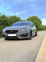 Cupra Leon 2.0 TSI 221kW VZ CUP DSG Sportstourer V... - Cupra Leon von privat