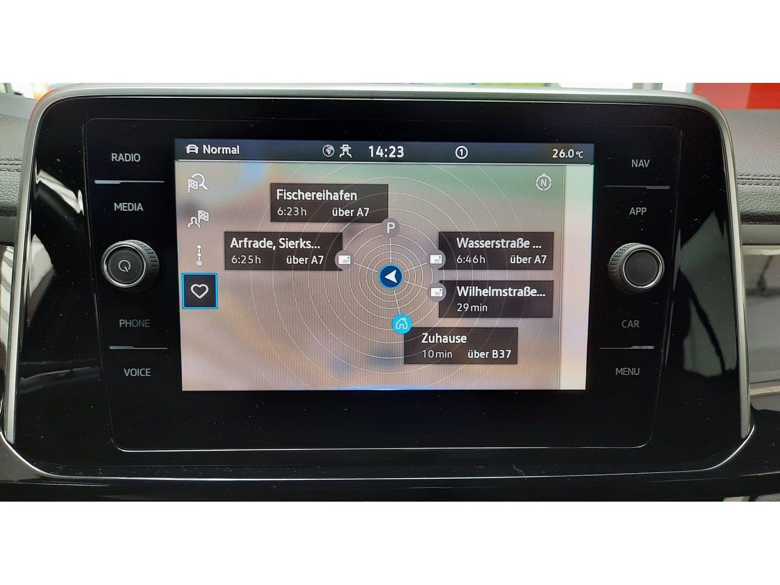 Fahrzeugabbildung Volkswagen T-Roc R-Line TSI DSG *AHK*Cam*Navi*LED*PDC*ACC*