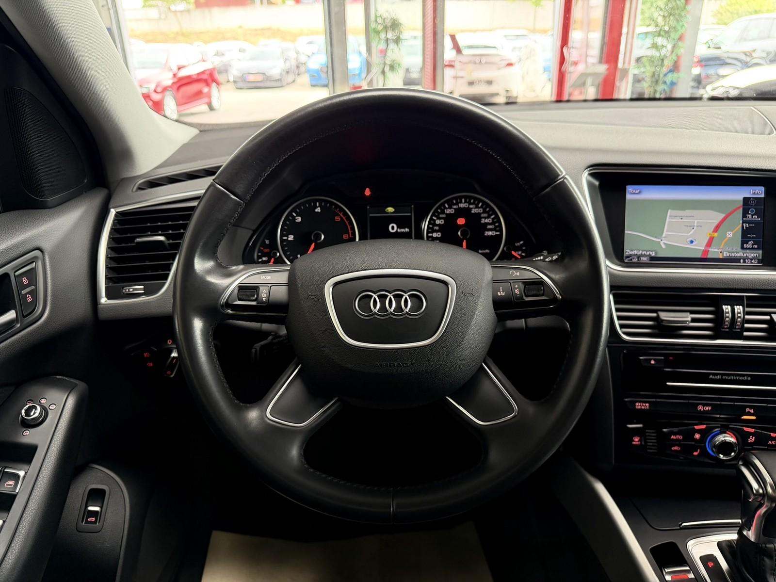 AUDI Q5 - 3.0 TDI - 190 CV - QUATTRO - ATTELAGE - ENTRETIENT COMPLET