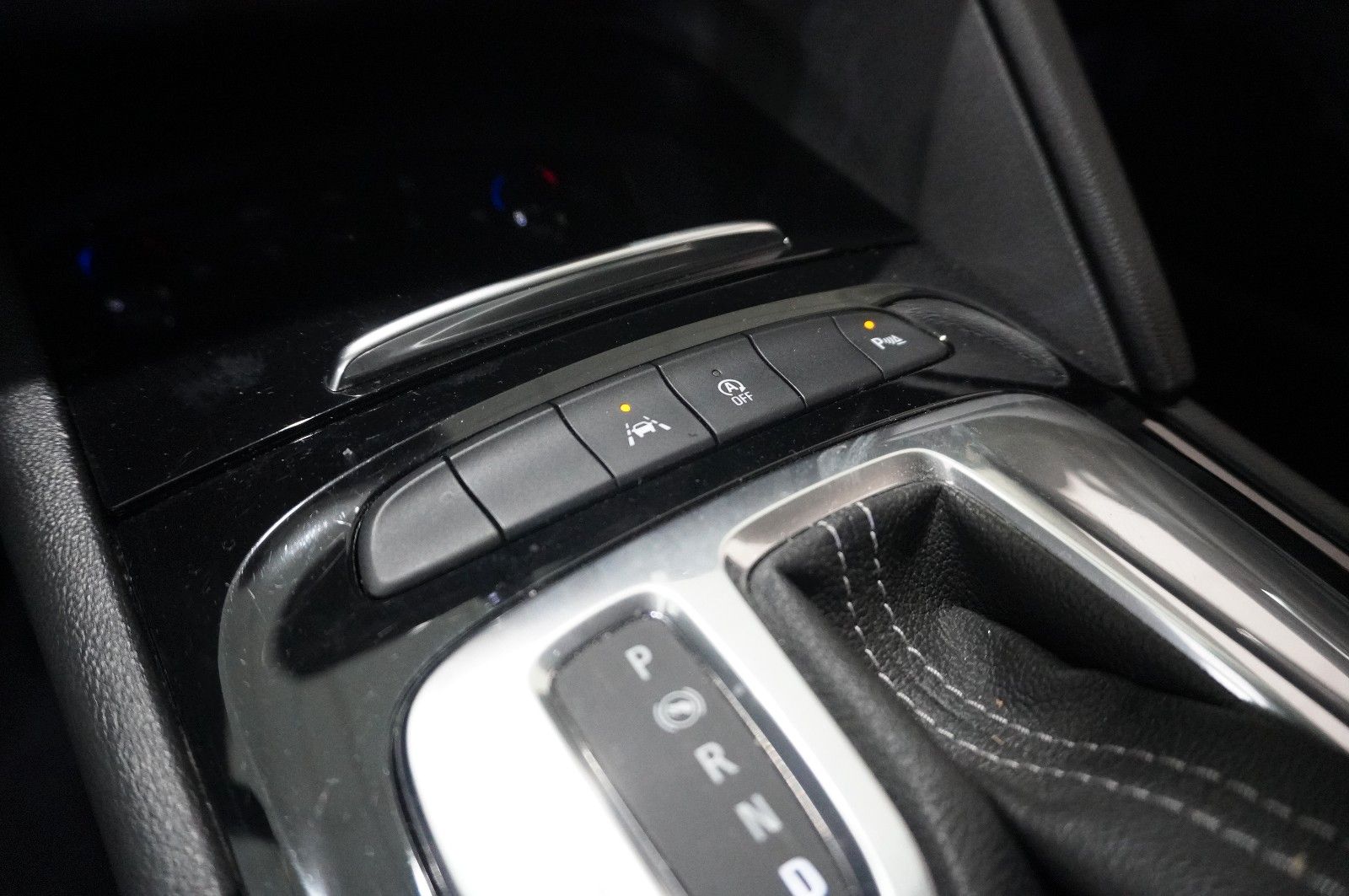 Fahrzeugabbildung Opel Insignia B ST 2.0D ELEGANCE NAVI/LED/KAMERA/DAB+