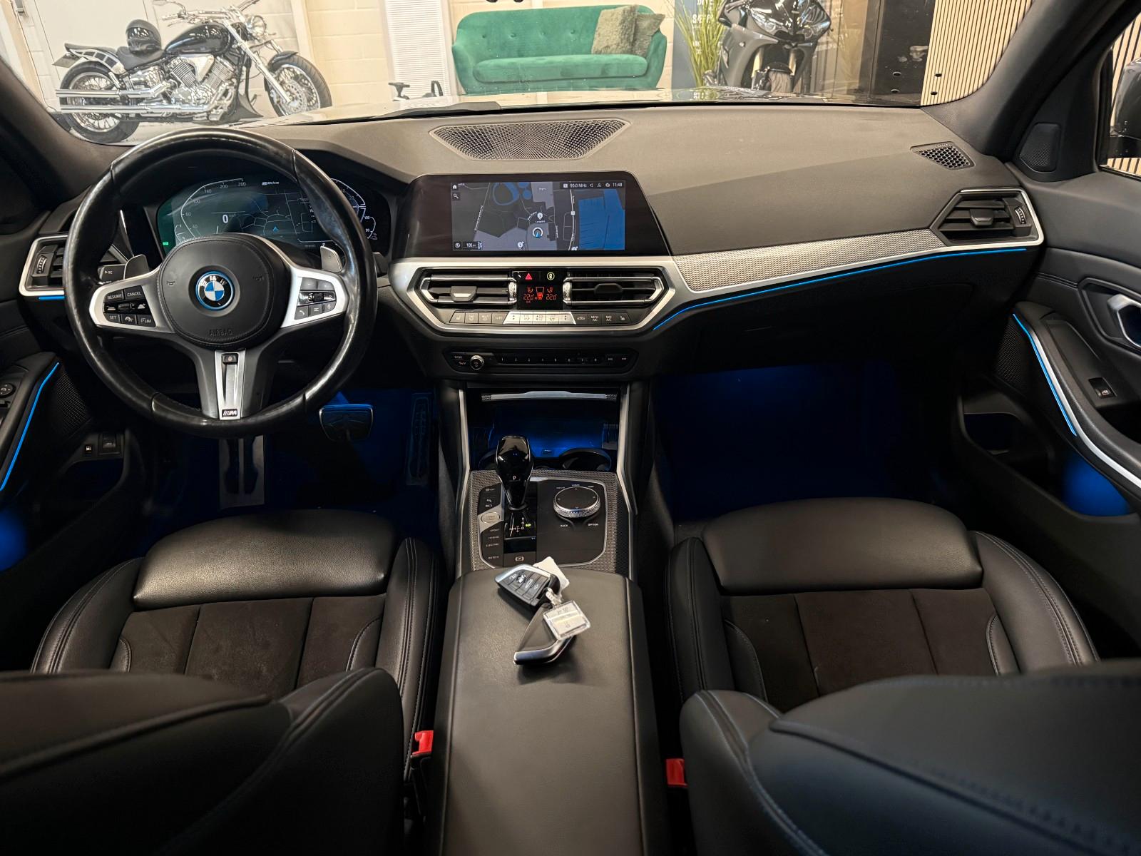 BMW 330E TOURING 292CH M SPORT