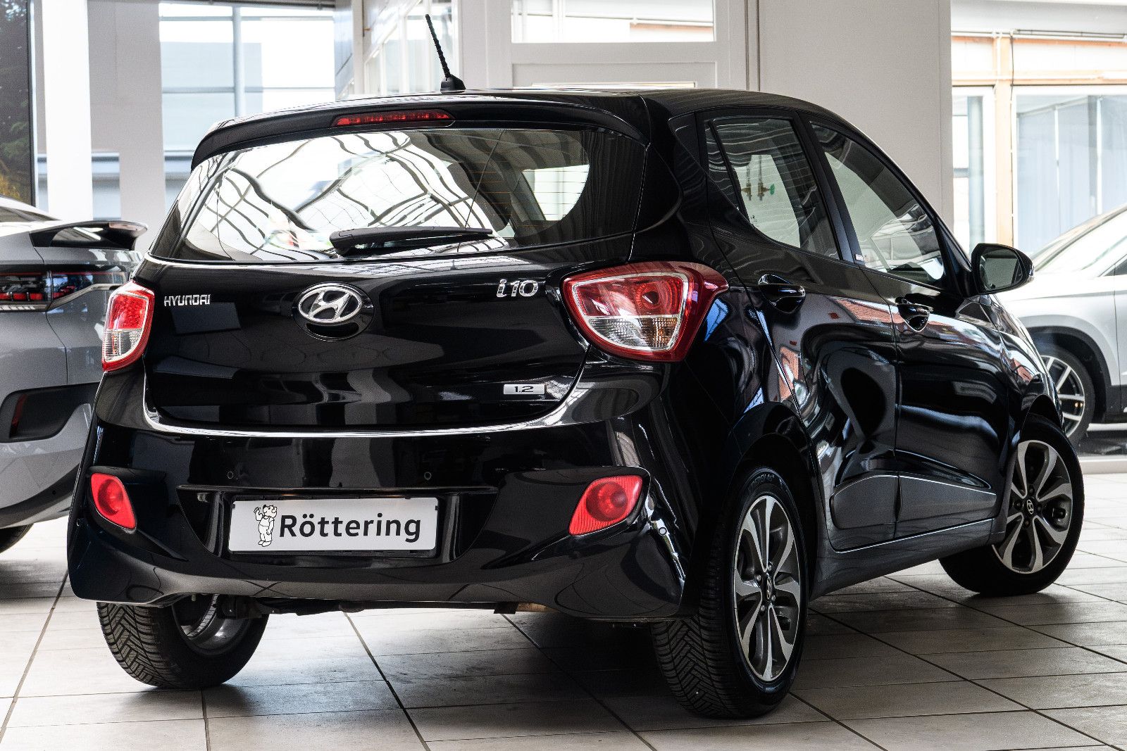 Fahrzeugabbildung Hyundai i10 GO! FIFA World Cup Edition  erst 29950 KM