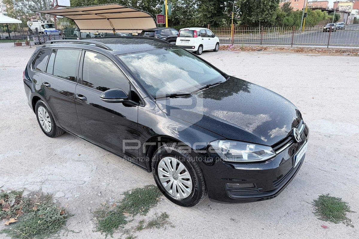Volkswagen Golf 2015 — interior