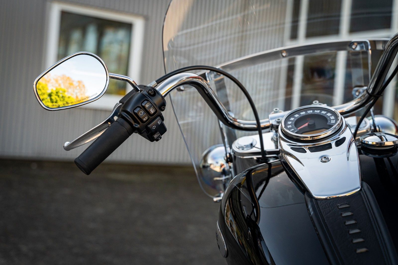 Fahrzeugabbildung Harley-Davidson Softail Heritage FLHCS 114 CUI -NEUWERTIG -