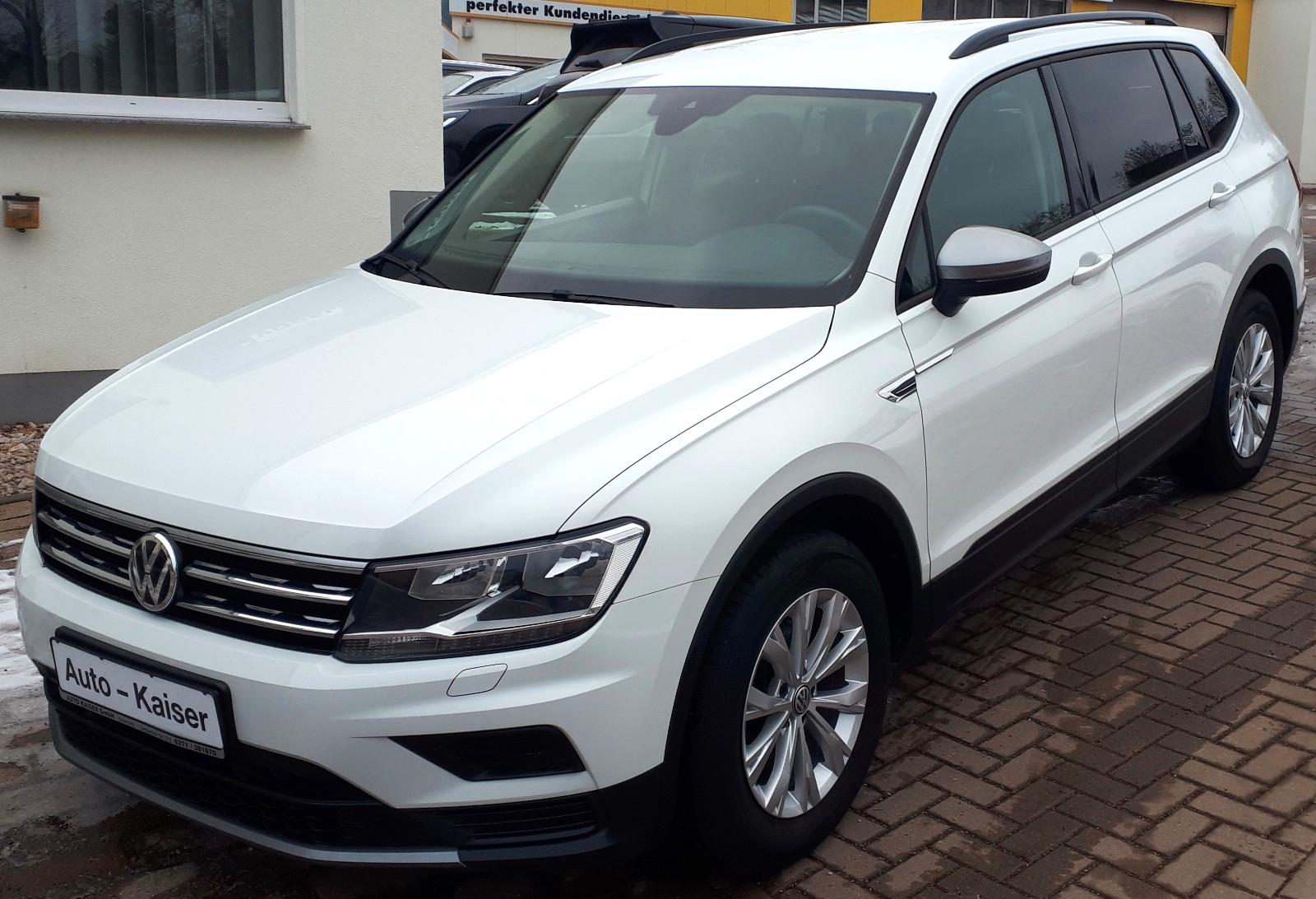Volkswagen Tiguan Allspace Trendline*7-Sitze,SHZ,PDC*