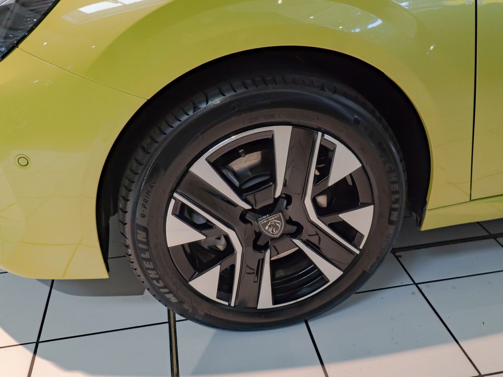 Peugeot e-208 - Bild 3