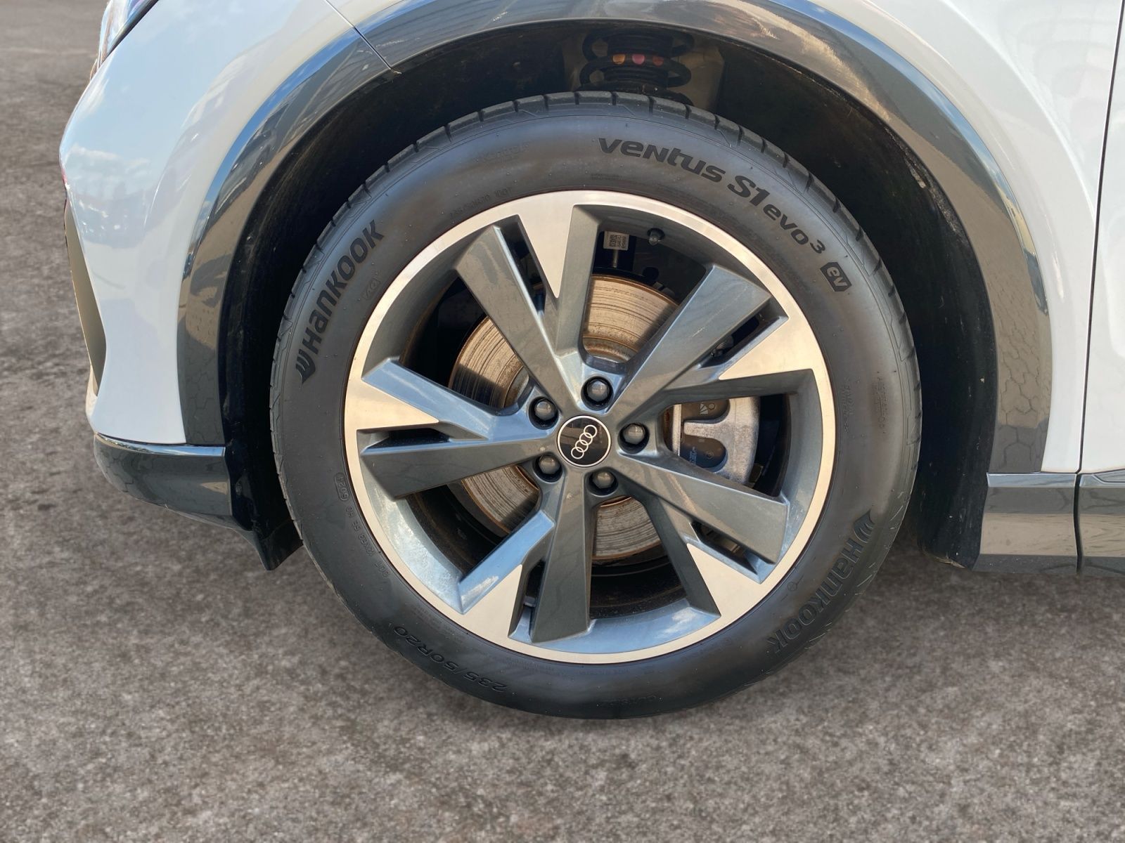 Audi Q4 e-tron - Bild 16