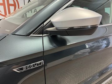Skoda Karoq Scout 1.5 AHK*Panodach*Kamera*