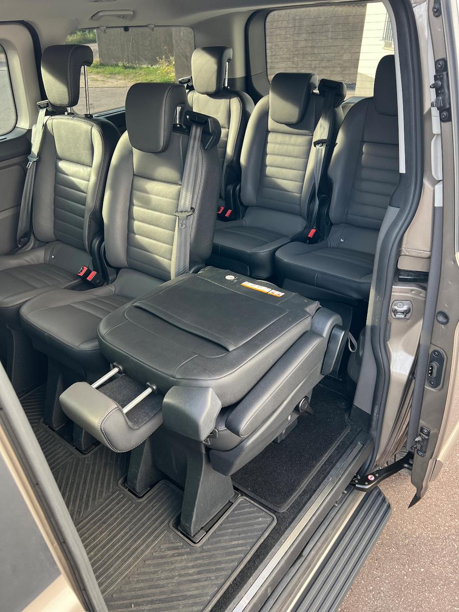Ford Tourneo Custom 320 L1 Titanum X Navi Xenon E6