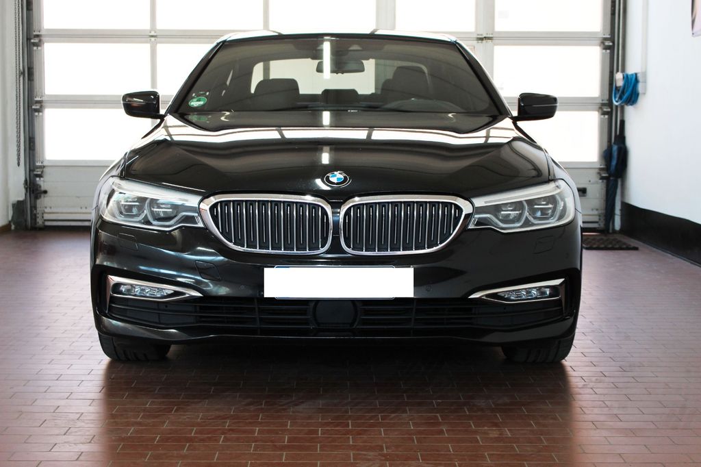 Image of BMW 520
