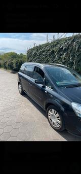 Opel Zafira 1.8 Selection Selection - Opel Zafira in Leverkusen