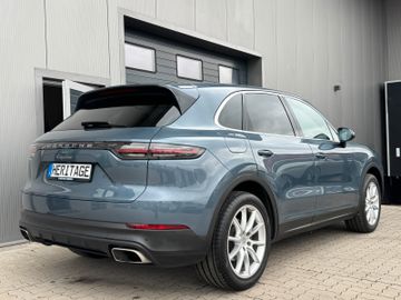 Porsche Cayenne - 7