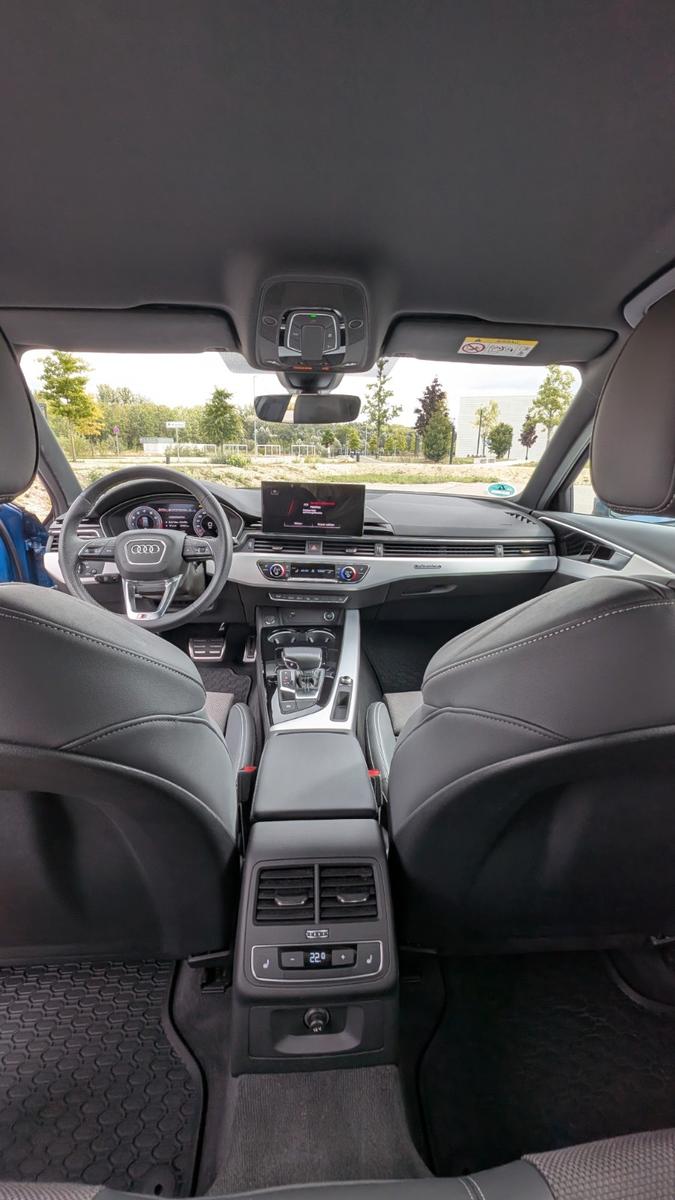Audi A4 45 TFSI S tronic quattro S line Avant S line