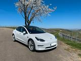 Tesla Model 3 Allradantrieb mit Dualmotor Performa... - Tesla Model 3 in Freiburg