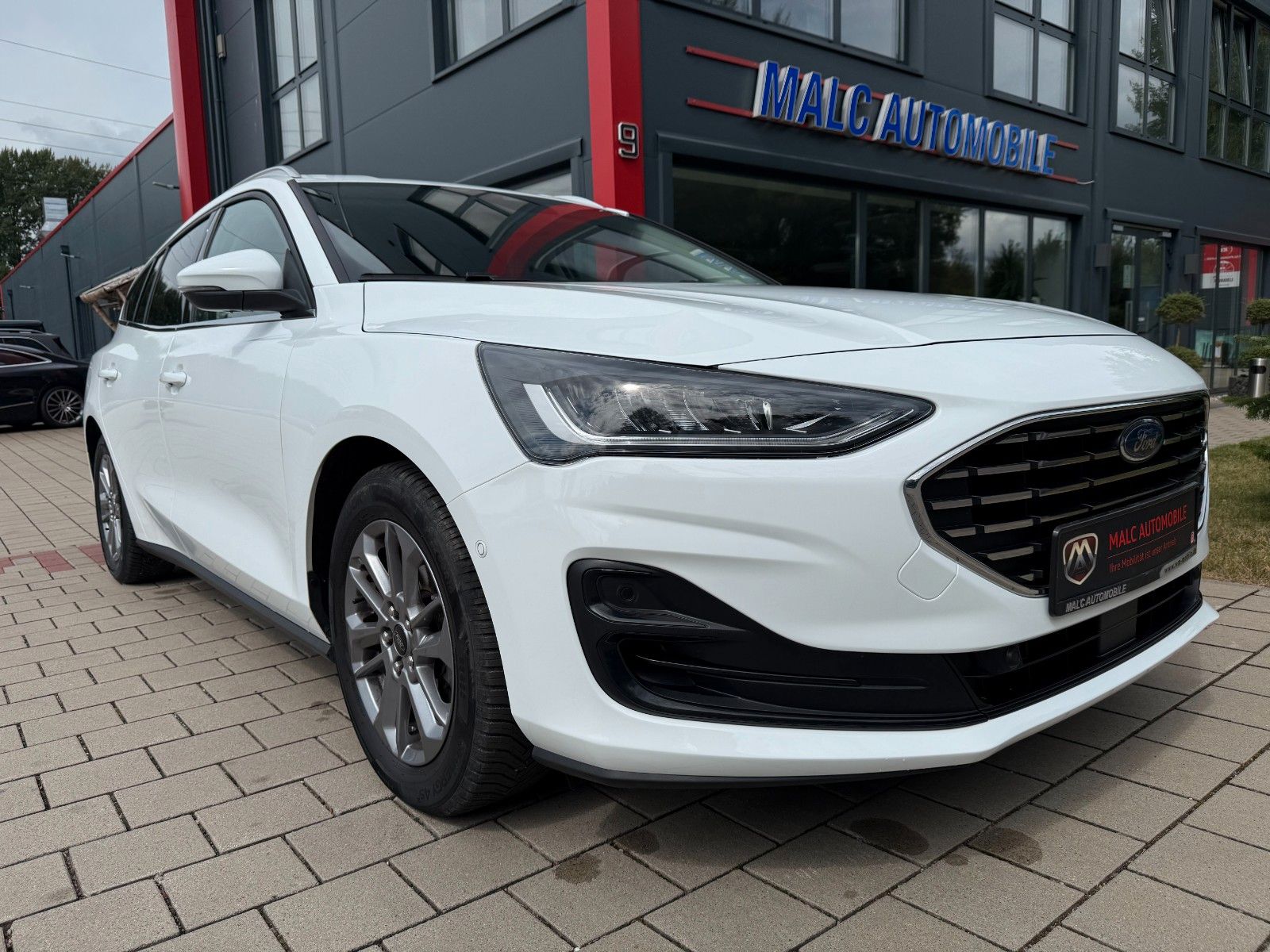 Ford Focus Turnier Titanium X(Tüv&Insp.neu)